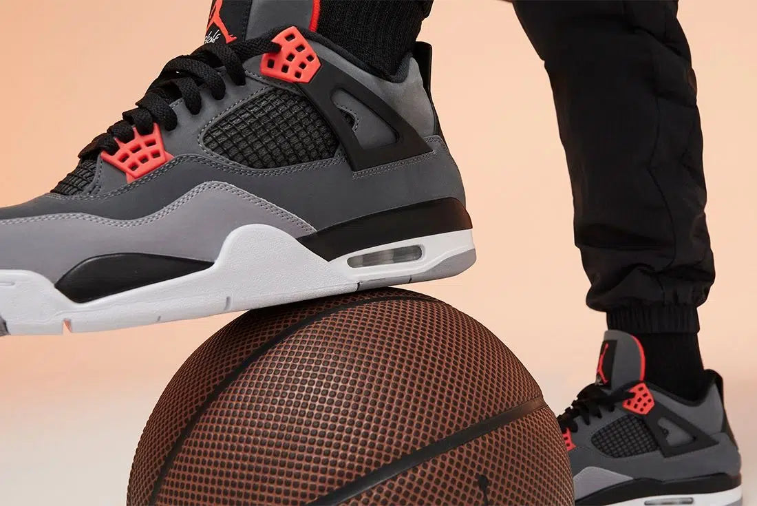 Nike Air Jordan 4 Retro 'Infrared'