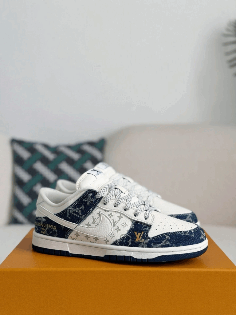 Nike Dunk Low Custom – Louis Vuitton Mixed Monogram White & Blue Denim Edition