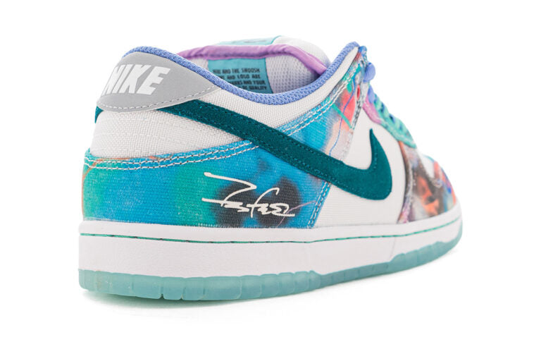 Nike SB Dunk Low “Sean Cliver”