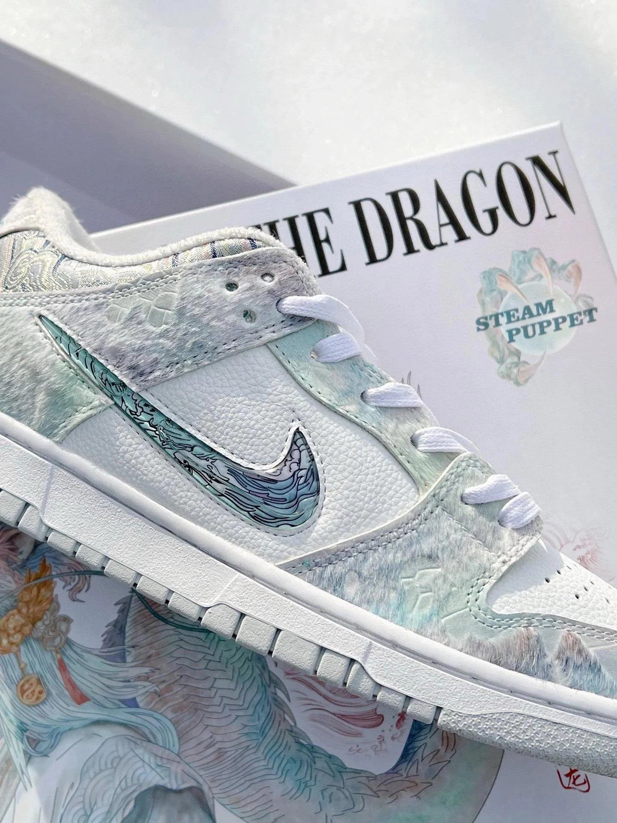 Nike SB Dunk 'The Year of Dragon'