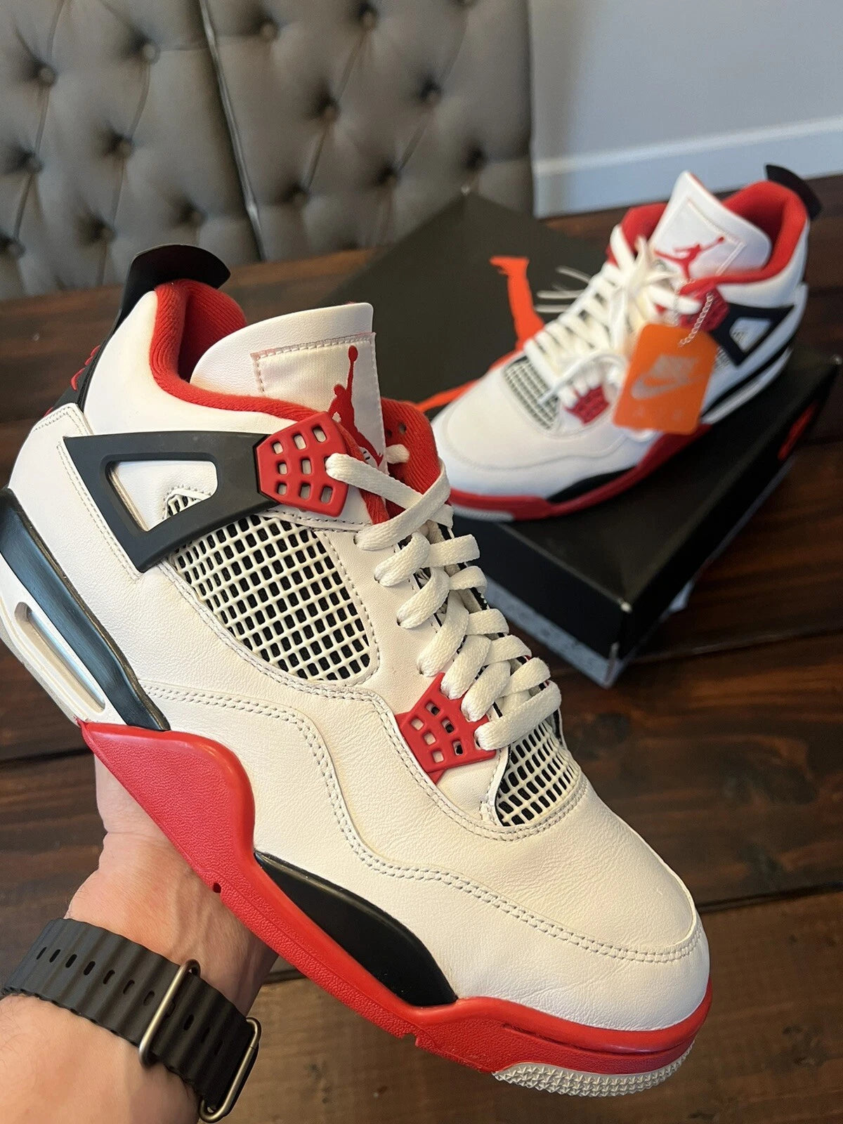 Nike Air Jordan 4 Retro OG 'Fire Red' 2020