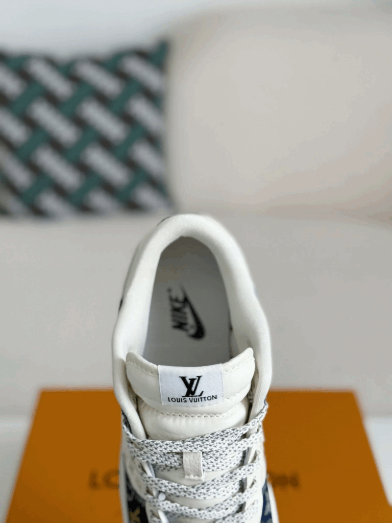 Nike Dunk Low Custom – Louis Vuitton Mixed Monogram White & Blue Denim Edition