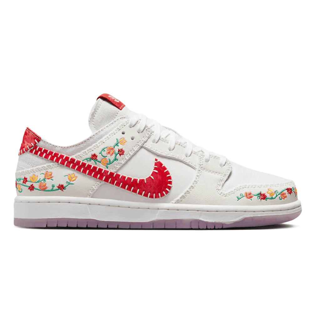 Nike SB Dunk Low 'N7 - Sail University Red'