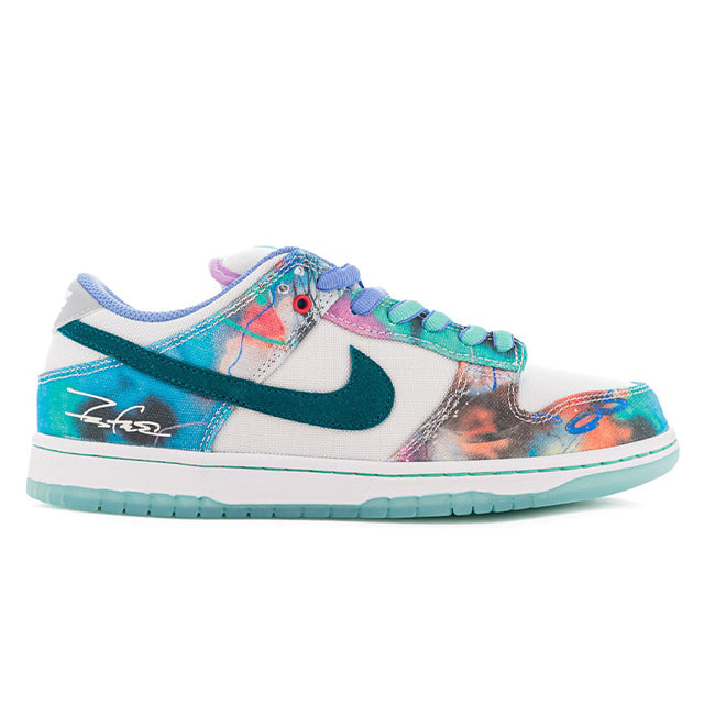 Nike SB Dunk Low “Sean Cliver”