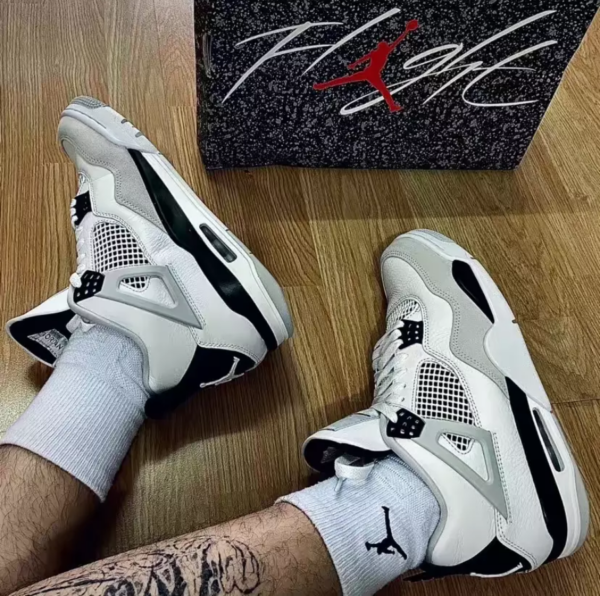 Nike Air Jordan 4 Retro PS 'Military Black' - Image 8